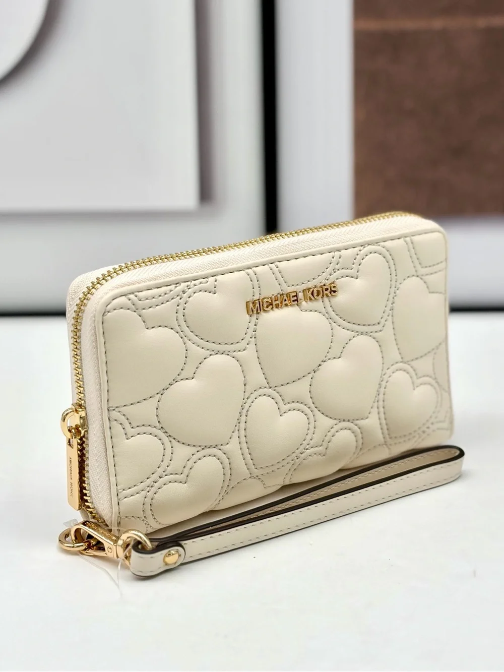 Michael Kors Jet Set Travel Multifunctional Wallet Wristlet Phone Case
